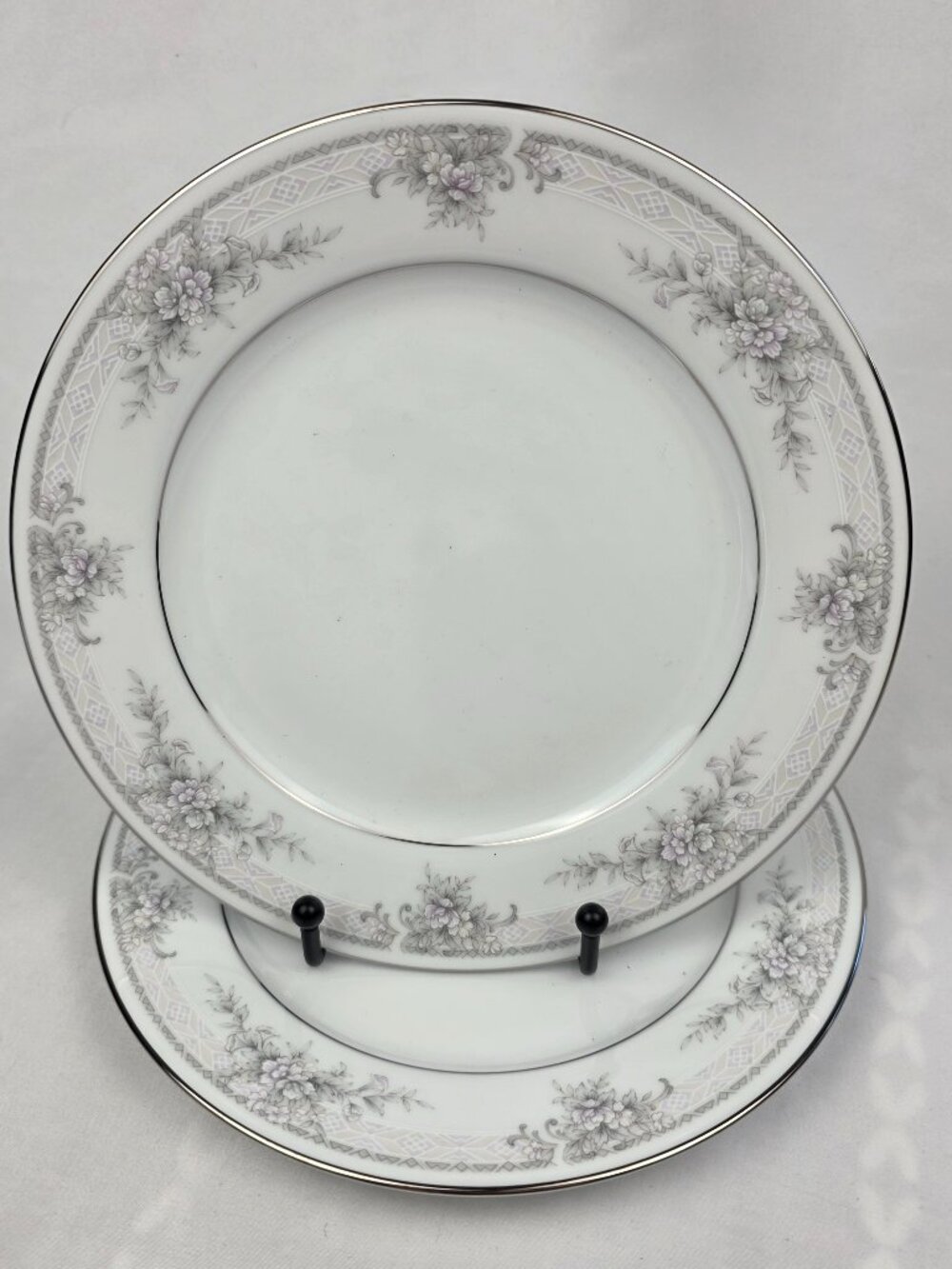 TWO Noritake Sweet Leilani Salad Plates #3482 Gray Pink Floral 8 3/8 inches